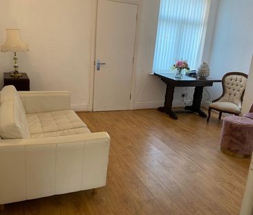 Room in a Shared House, Milner Road, B29 - Photo 1