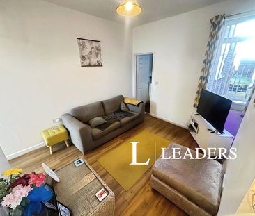 2 bedroom house to rent Lomas Street, ST4 - Photo 5