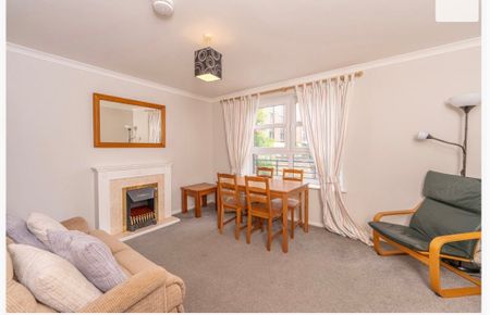 Room in a Shared Flat, Elbe Street, EH6 - Photo 3