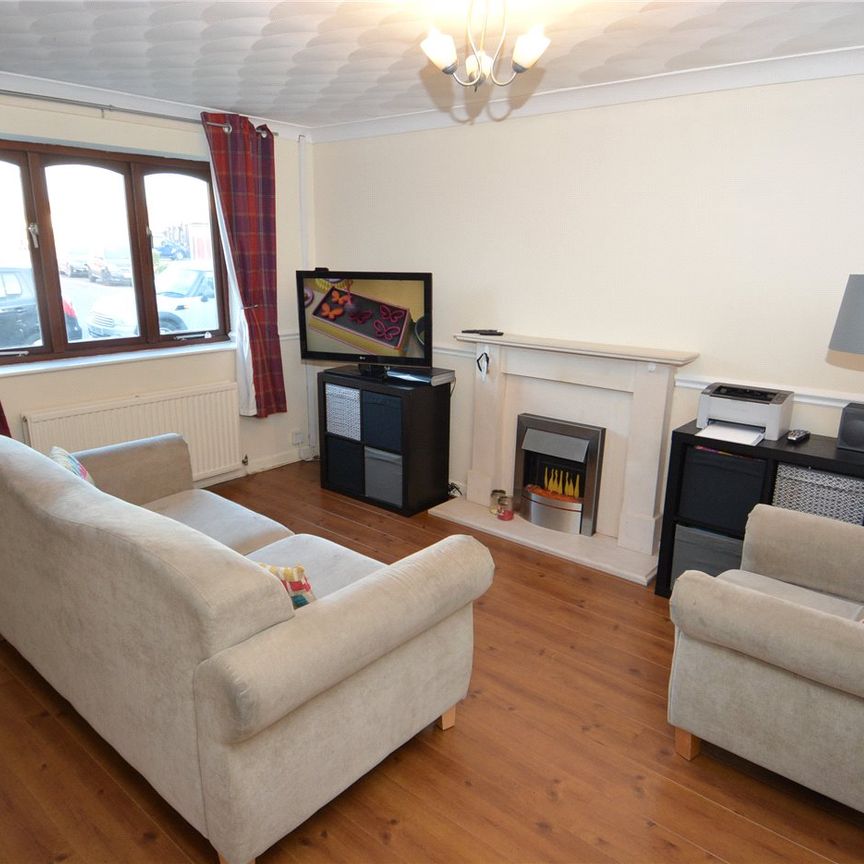 Summertrees Avenue, CH49 2QD, Greasby - Photo 1