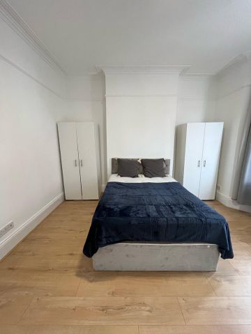 Room in a Shared House, Mora Road, NW2 - Photo 5
