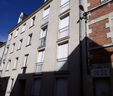 Location Appartement 1 pièce 25m² ORLEANS 45000 - Photo 1