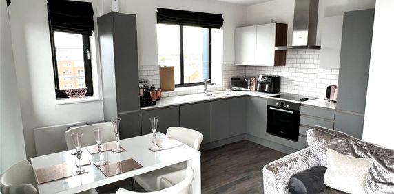 Apartment 505, One The Brayford, 20 Brayford Wharf North - Photo 2