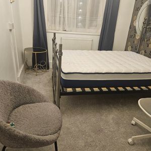 Room in a Shared Flat, Thursley House, SW2 - Photo 2