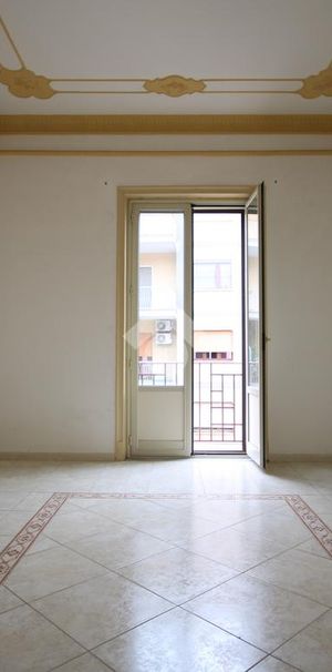 6 locali in affitto - Photo 1