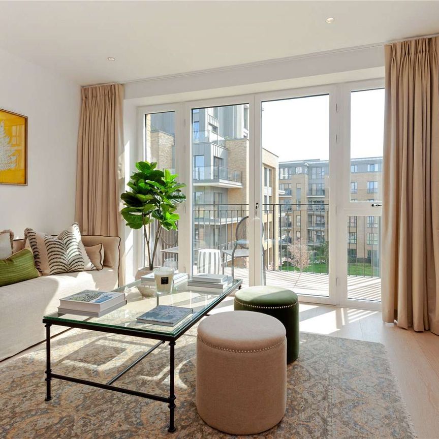 A luxury 2 bed apartment situated beside the River Thames. - Photo 1