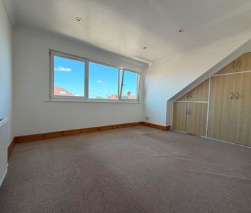5 Bed Semi-Detached House, Merryton Avenue, G46 - Photo 3