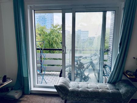 2 bedroom apartment to rent - Photo 2