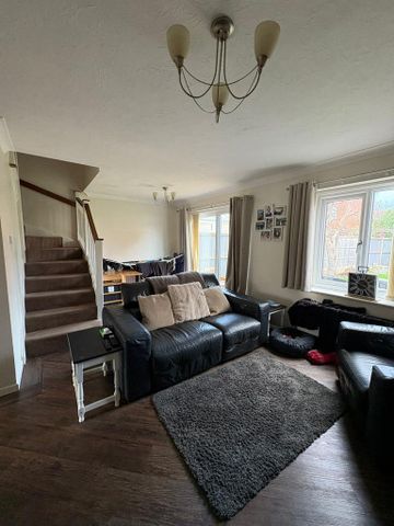 3 bedroom semi-detached house to rent - Photo 2