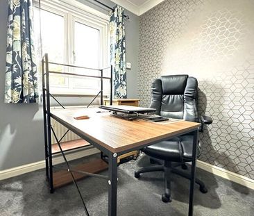 Martindale Close, Blackburn. Lancs. BB1 1XH - Photo 2