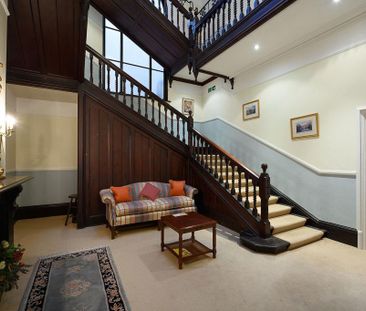 3 bedroom semi-detached house to rent - Photo 2