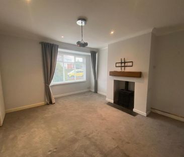 4 bedroom semi-detached house to rent - Photo 1