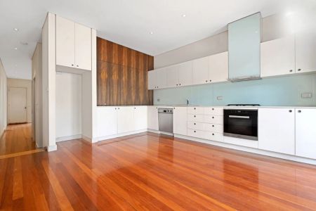 129 Chetwynd Street, North Melbourne. - Photo 2