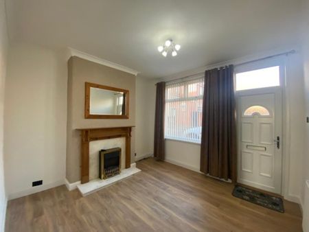 2 bedroom terraced house to rent - Photo 2