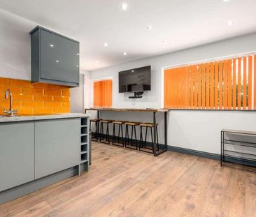 6 bedroom semi-detached house to rent - Photo 6