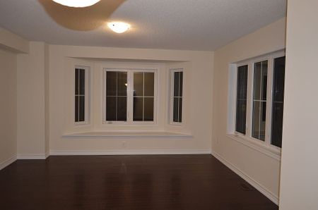 For Lease - 2 Bluegill Crescent, Whitby, Ontario - Photo 3