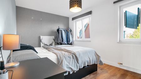 Appartement met 1 slaapkamer en terras - Photo 4