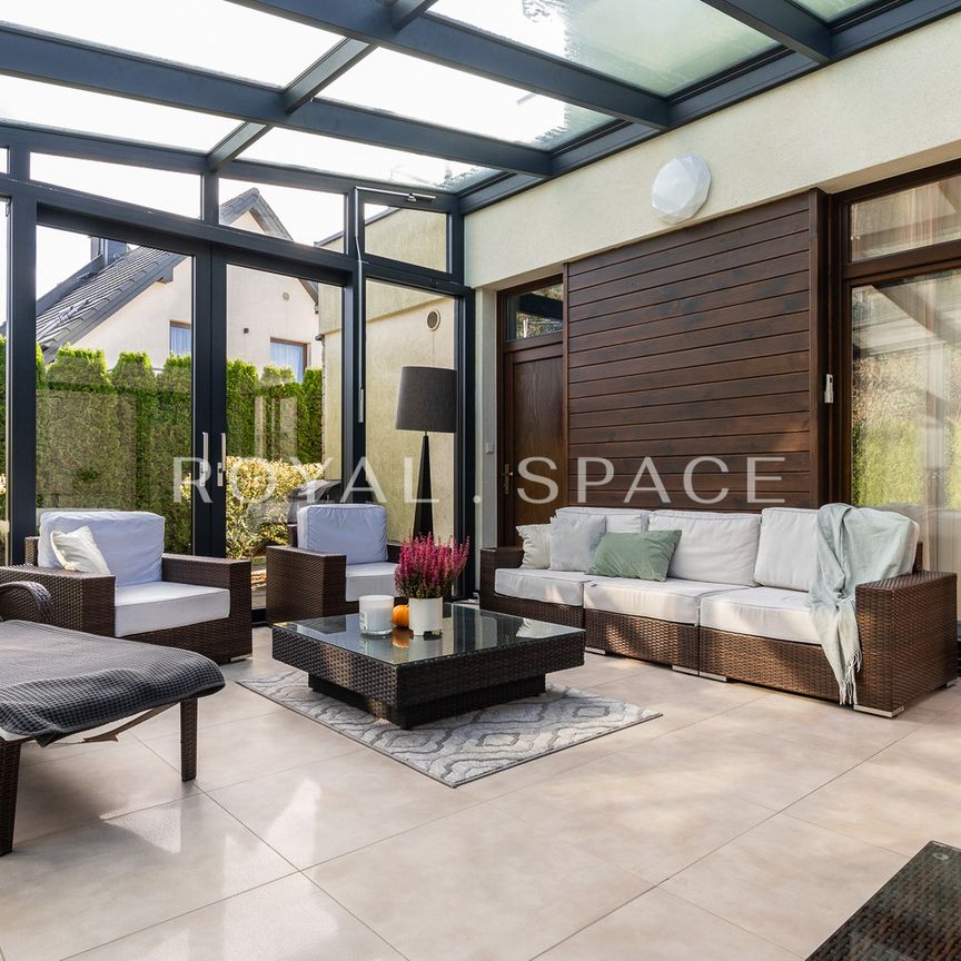 Wyjątkowy dom z ogrodem zimowym | Parkowe Wzgórze - Zdjęcie 1