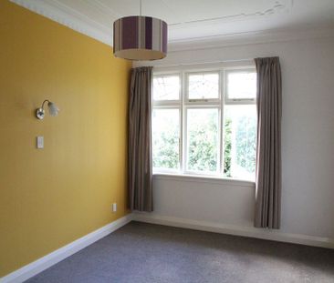 Sunny, 3-bedroom home with great views. - Photo 1
