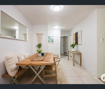 Spacious Fully Furnished One-Bedroom Apartment in the Heart of Kang... - Photo 3