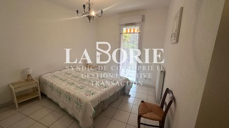 Location Appartement 2 pièces 47m² LES ANGLES 30133 - Photo 3