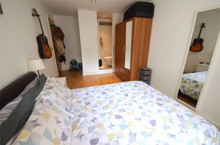 Express Networks, 6 Oldham Road, Manchester City Centre, M4 5DB - Photo 5