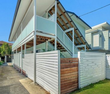 Fully Furnished 1 Bedroom Unit Walking Distance to the Beach - Photo 3