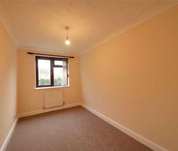 Lilac Drive, Lakenheath, Brandon, Suffolk, IP27 - Photo 3