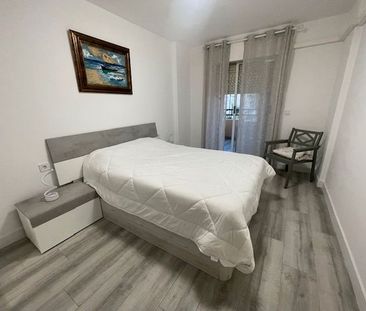 Piso de alquiler en Avinguda Ausiàs March, Campello Playa - Photo 1