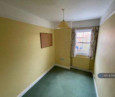 2 bedroom end of terrace house to rent - Photo 4