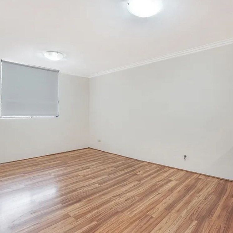 Woolloomooloo - Photo 1