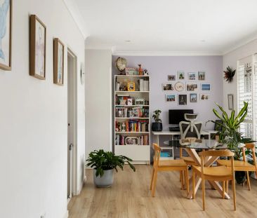Sunlit Top Floor Living Moments from the Cooks River - Photo 3