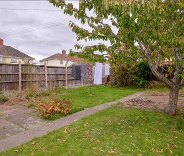 3 bedroom semi-detached house to rent - Photo 3