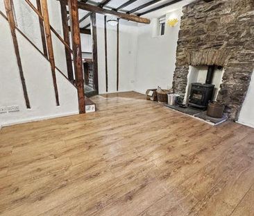 3 bedroom end of terrace house to rent - Photo 2