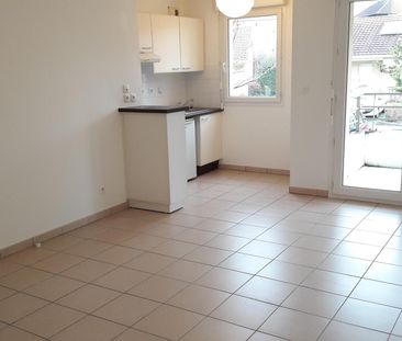 location Appartement T2 DE 42.07m² À USSAC - Photo 2