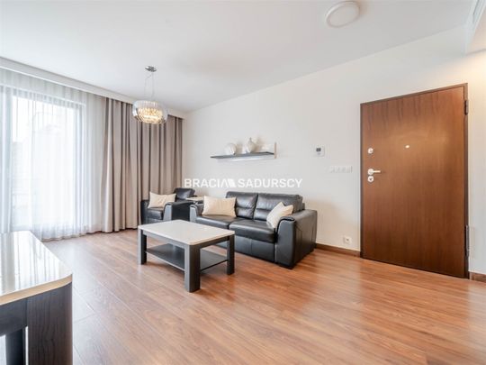 Wygodny elegancki apartament w centrum. - Zdjęcie 1