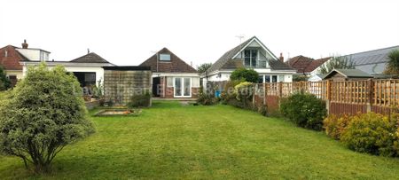 Woodlands Avenue, Hamworthy, Poole - Photo 2