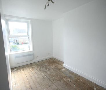 1 bedroom Flat To Let Total Size: 592 SQ FT - Photo 2