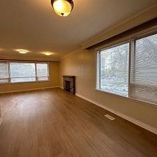 For Lease - 579 Sheppard Avenue, Toronto, Ontario - Photo 1