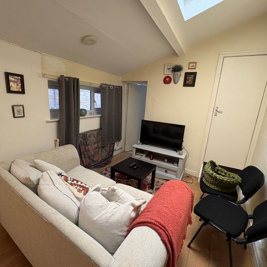 2 bedroom apartment to rent - Photo 1