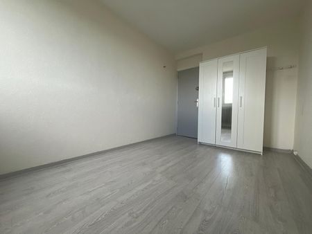 Location Appartement 3 pièces 55m² - Photo 2