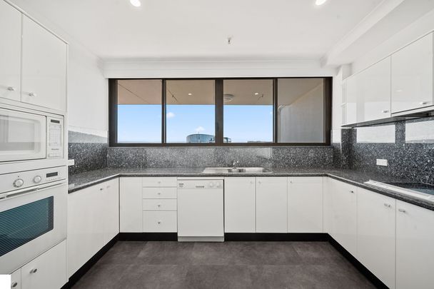 2001/2 Marcus Clark Street, City - Photo 1