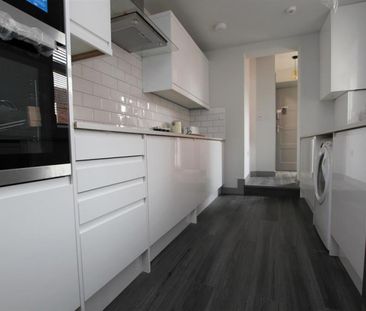 Flat To Let - Photo 3