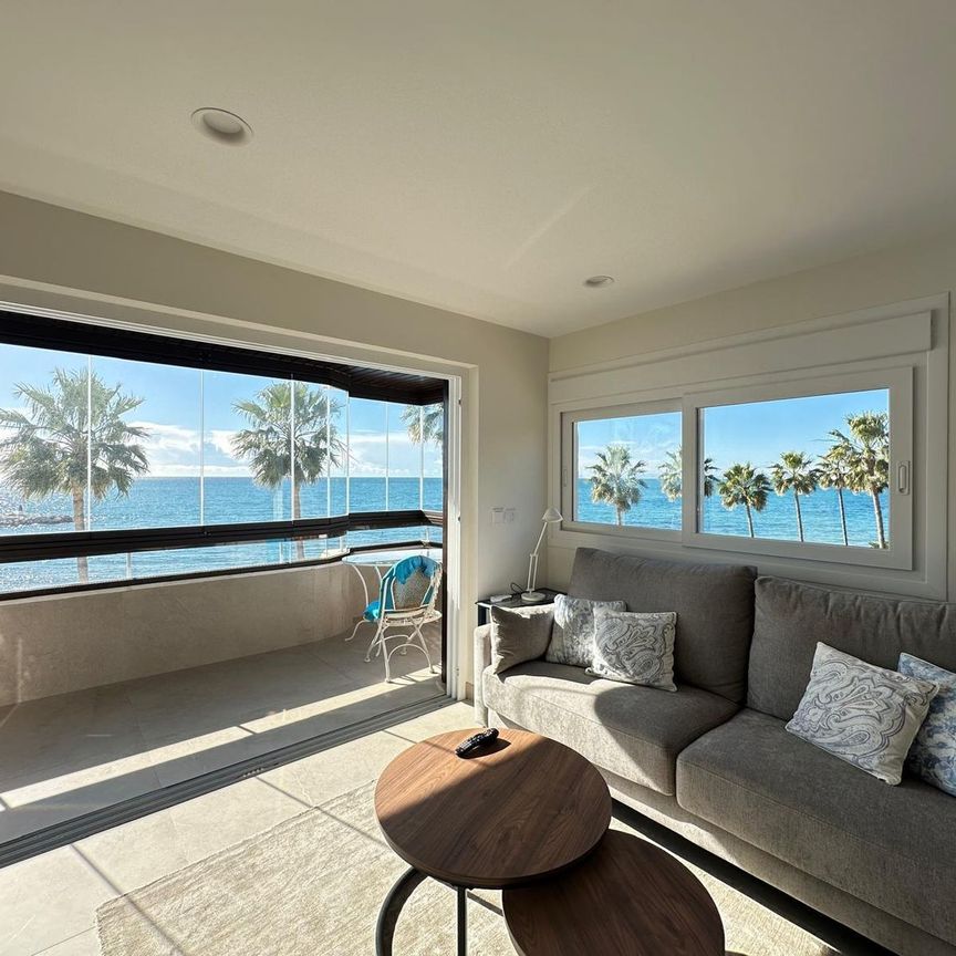 Alquiler de piso en Avenida Duque de Ahumada - Photo 1