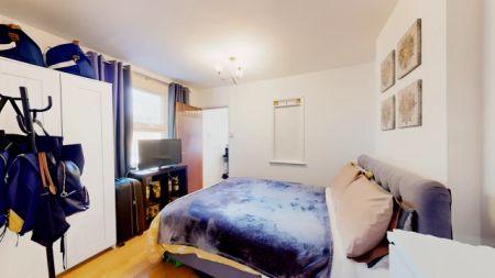 1 Bed 1 Bath - Photo 4