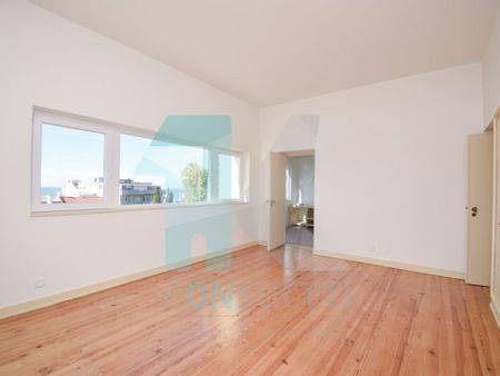 4 room luxury House for rent in Alto do Dafundo (Cruz Quebrada-Dafundo), Oeiras, Lisbon - Photo 2