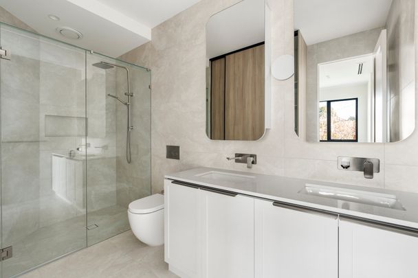 5 Valdemar Court, Brighton East VIC 3187 - House For Rent | Domain - Photo 1