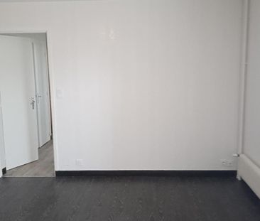 Location Appartement 2 pièces 46m² CLERMONT FERRAND 63000 - Photo 5