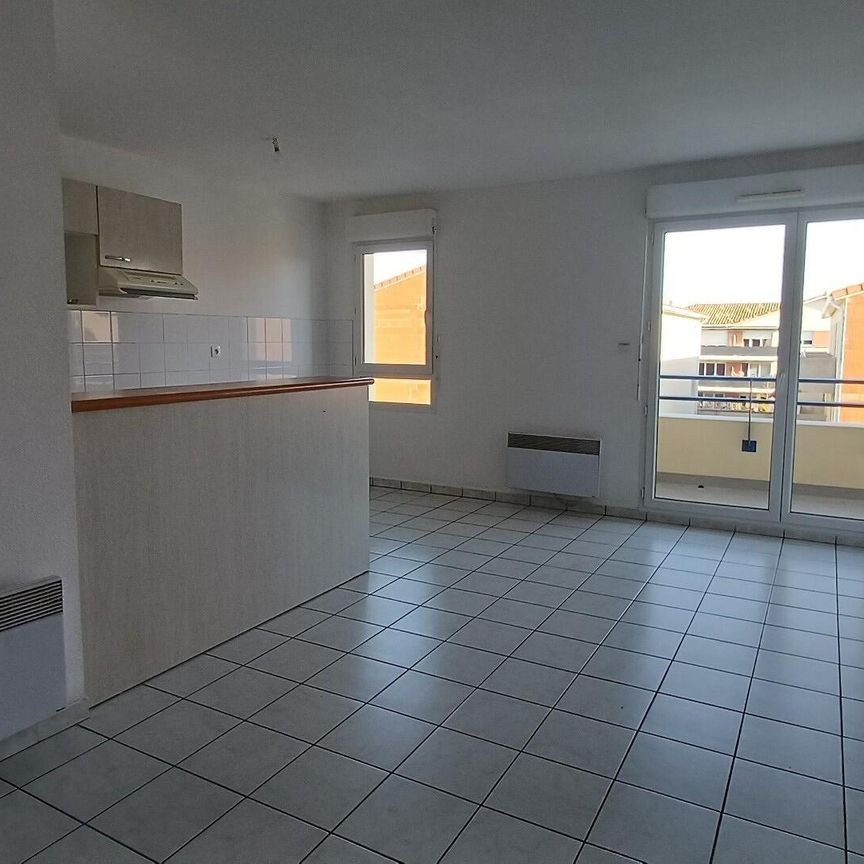 location Appartement T2 DE 46.39m² À FONSORBES - Photo 1
