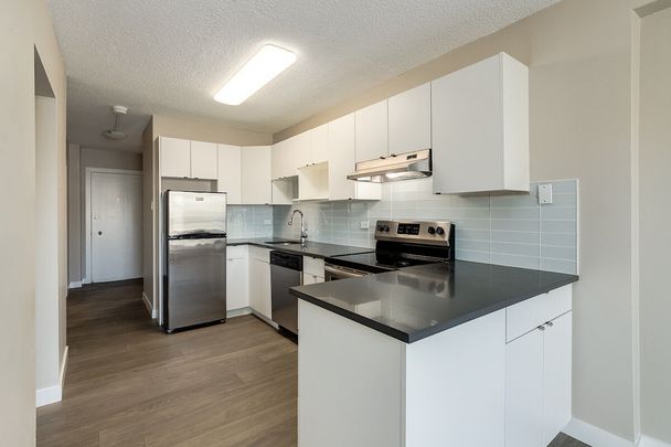 1015 Cameron Ave SW, Calgary - Photo 1